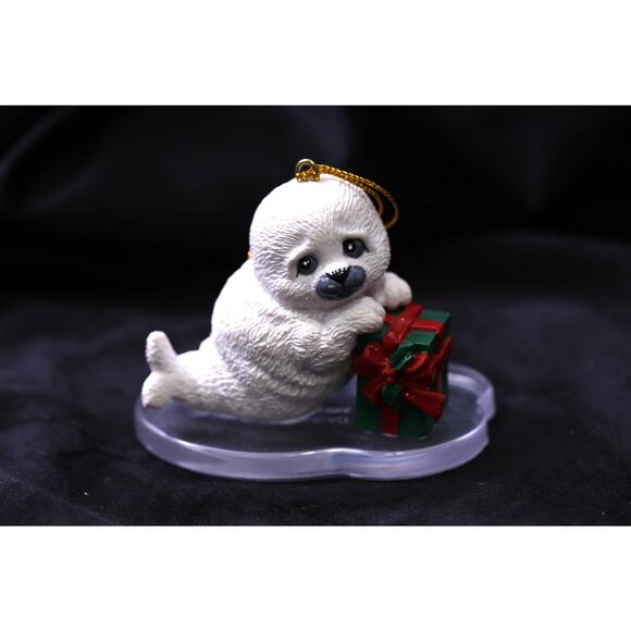 Ruth J Morehead, Vintage, White Baby Seal, Christmas Ornament, Animal, Vintage - Picture 1 of 3